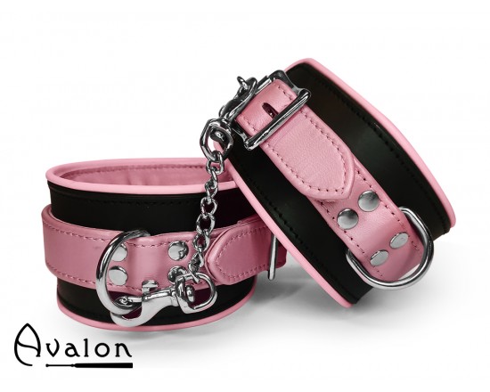 Avalon - ALCHEMY - Polstrede Fotcuffs - Lys Rosa og sort 1
